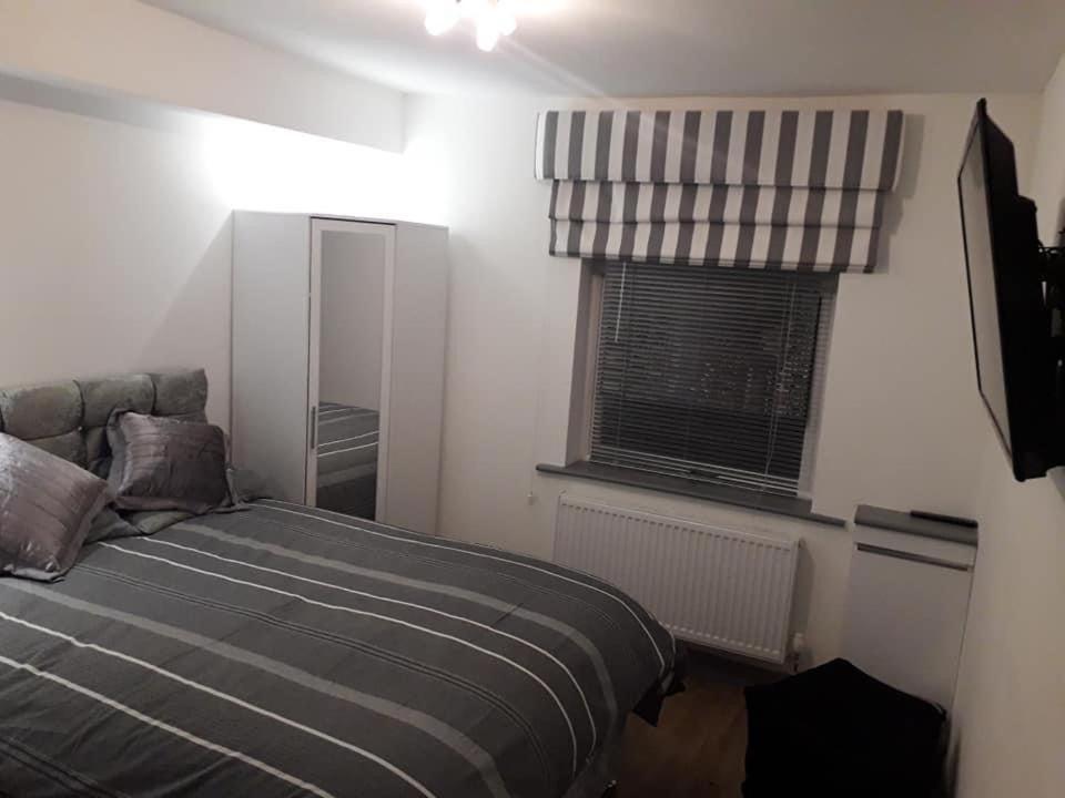 The New Accommodation Free Complementary Breakfast Tibshelf Zewnętrze zdjęcie